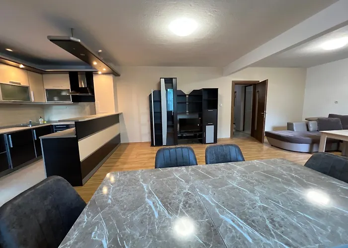 Victoria - סנדנסקי